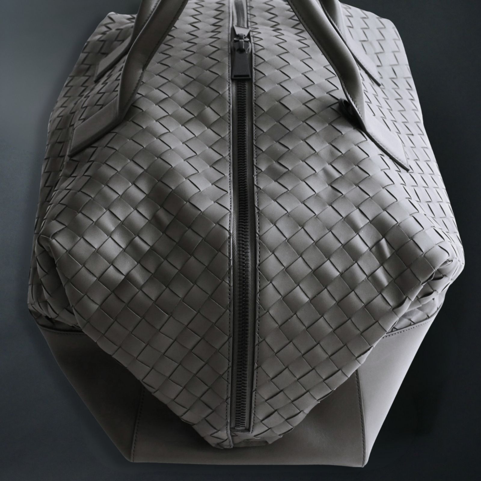 dt183○迫力のイントレ○BOTTEGA VENETAボッテガヴェネタ○イントレ