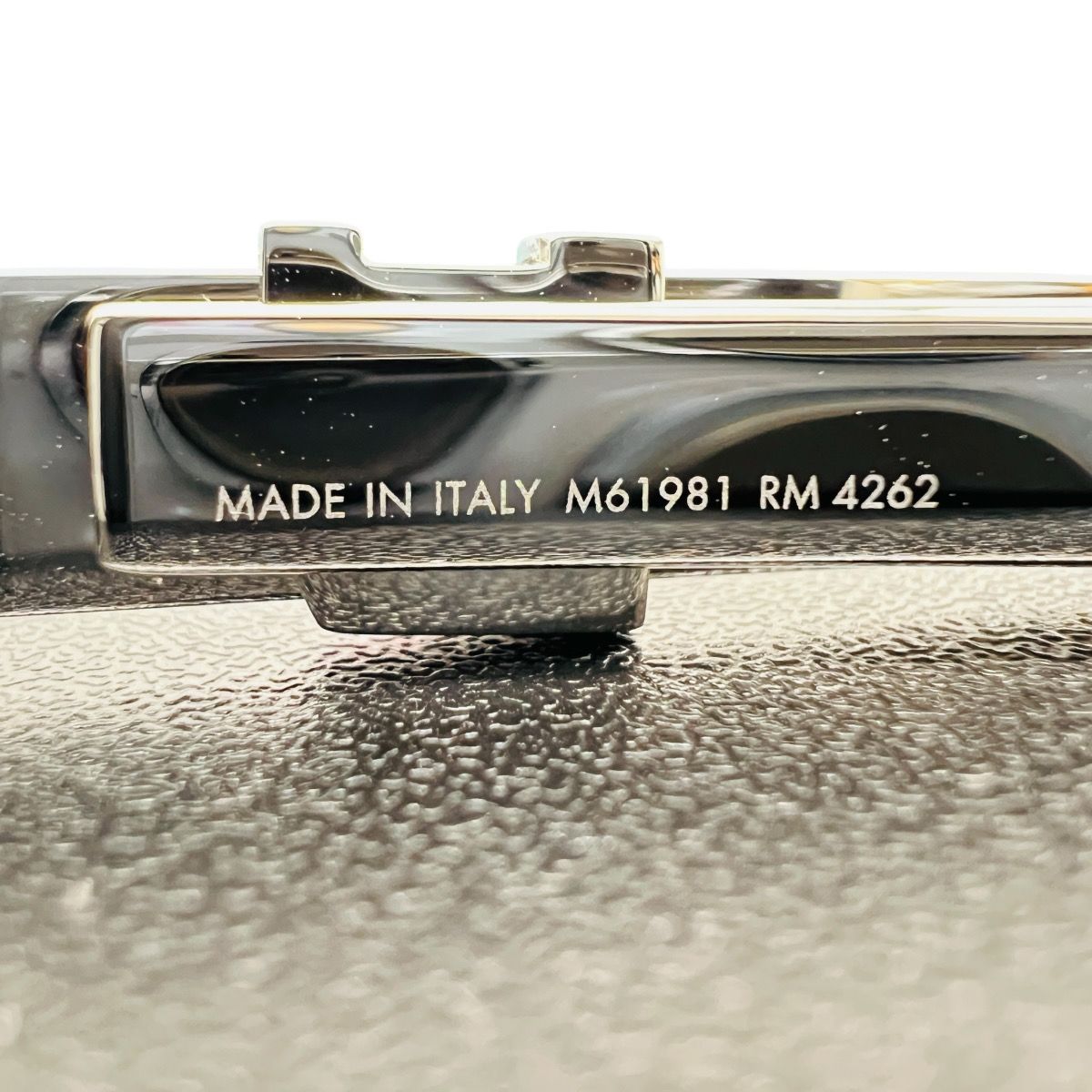 LOUIS VUITTON 展示品級 ルイヴィトン パンス クラヴァット LV