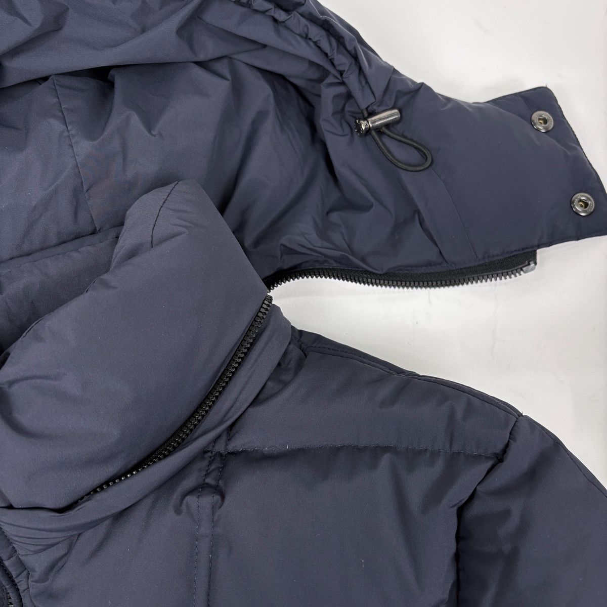 ダウンジャケット TUCANO