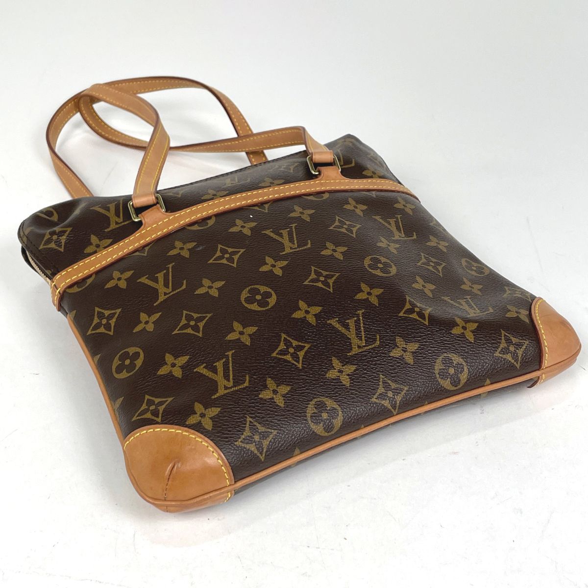 ルイ・ヴィトン Louis Vuitton クーサン GM 肩掛け ショルダーバッグ