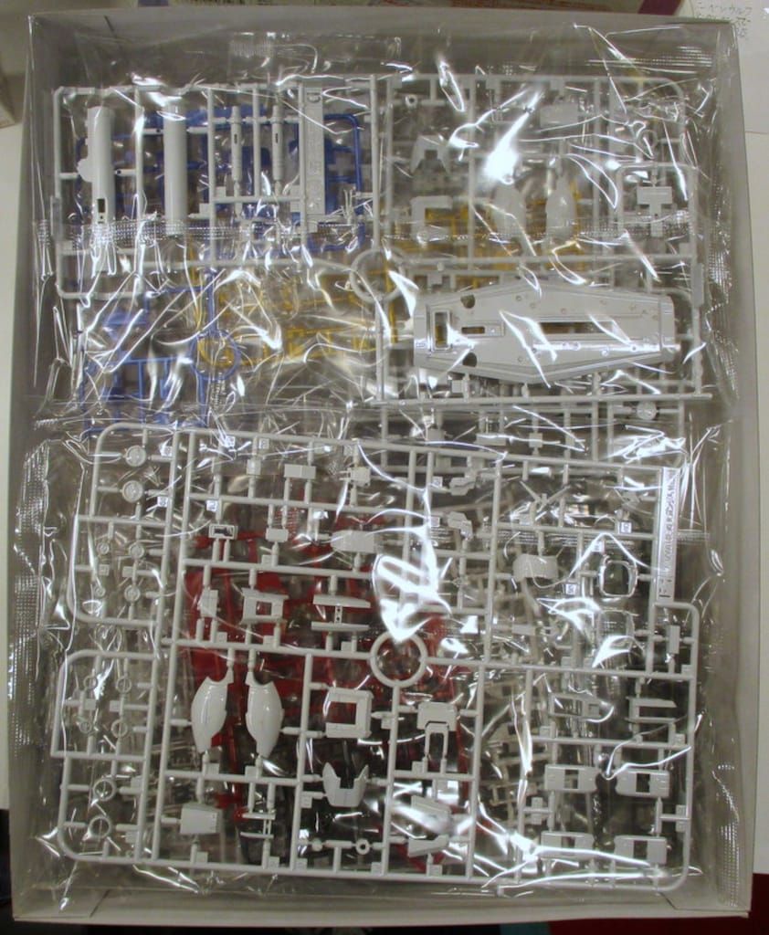 バンダイ MG 1|100 ガンダムver 3.0|チタニウムフィニッシュ