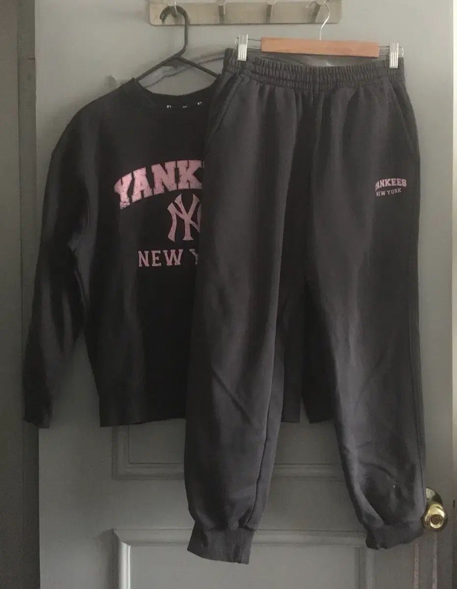 MLB スタジャン 起毛 オーバーサイズ スウェット セットアップ