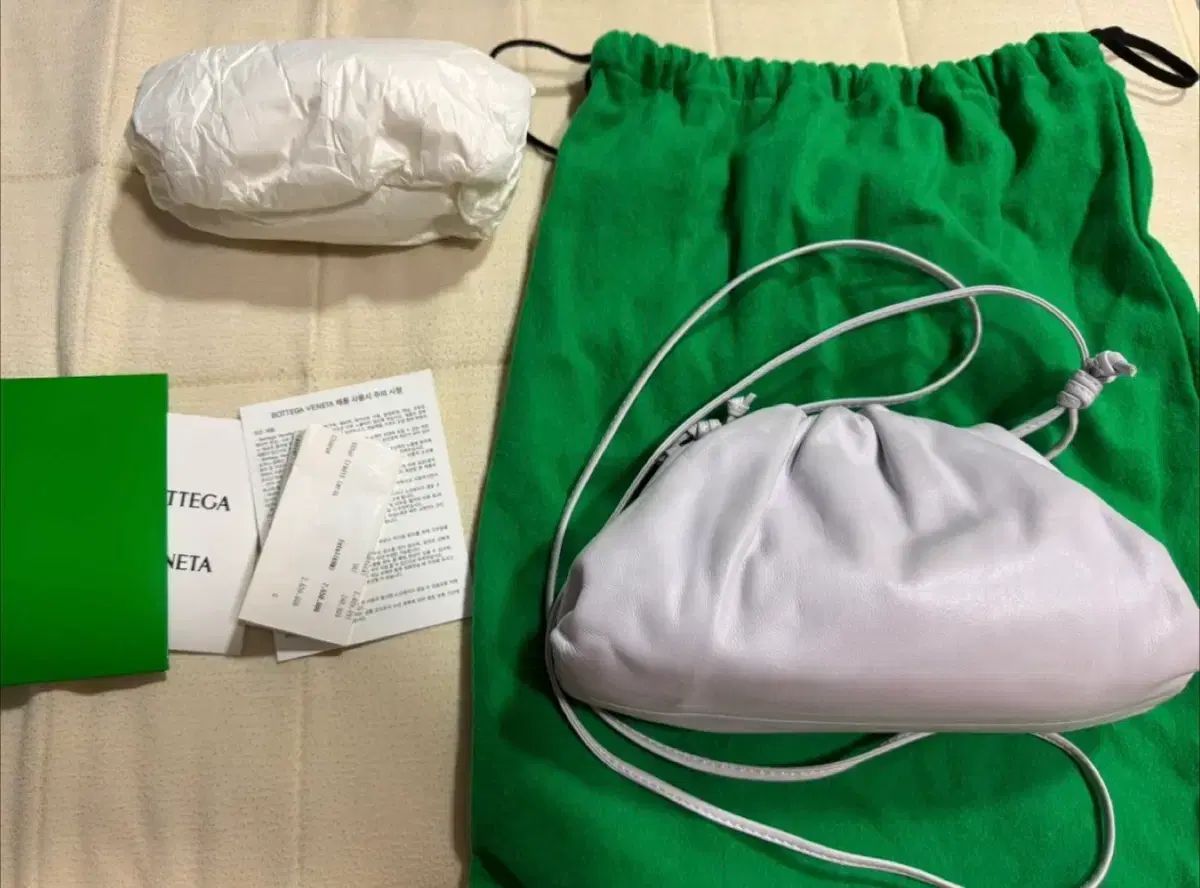 BOTTEGA VENETA ボッテガ ヴェネタ マンドゥバッグ ギャザーバッグ