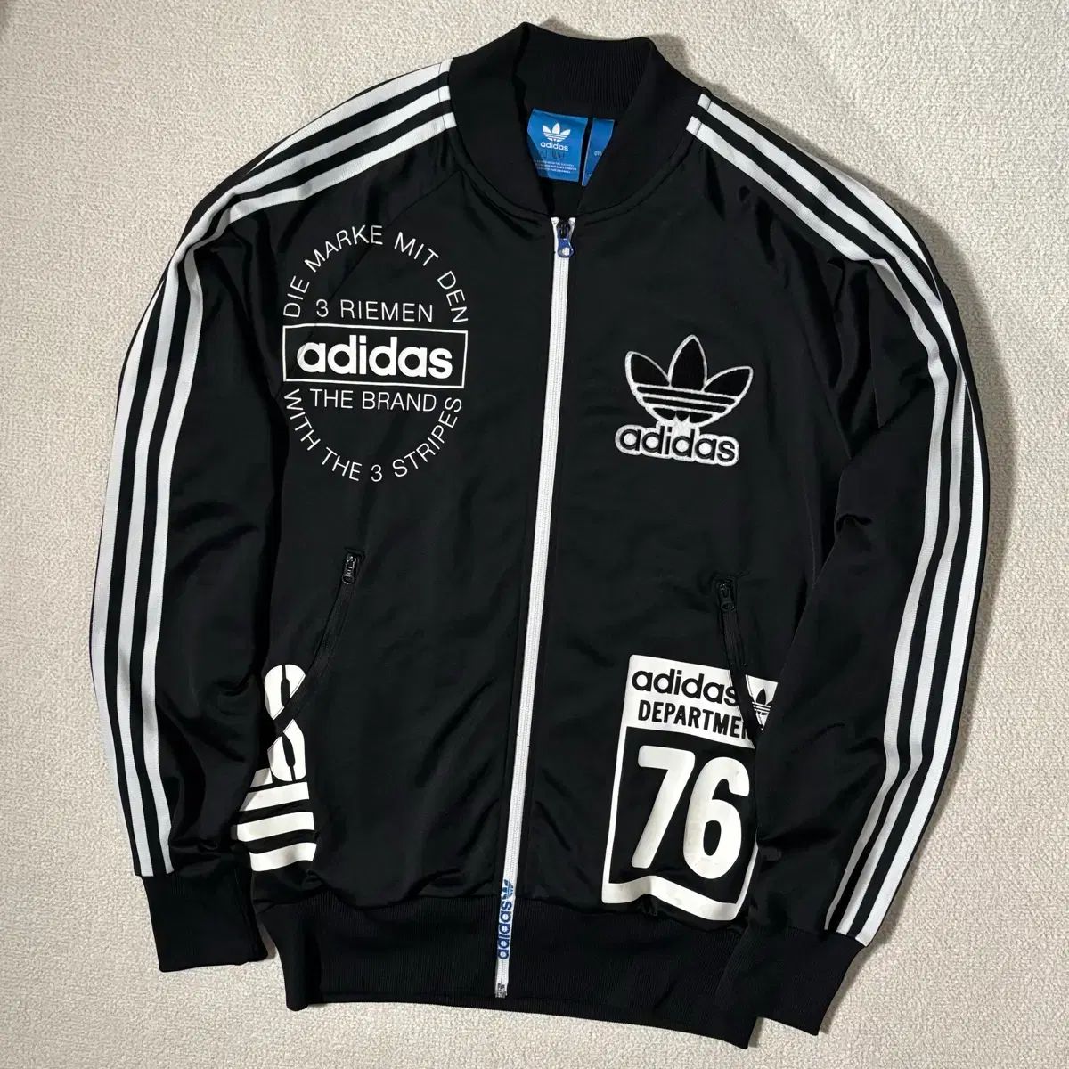 アディダス マルチロゴ トレフォイル トラックジャージ