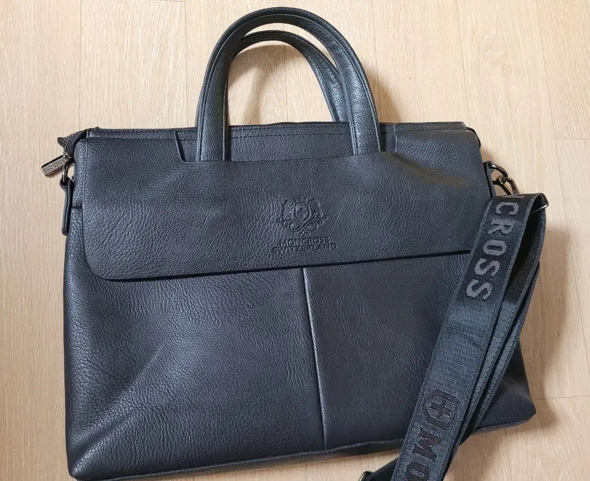 モンクロス ブラック 書類 ショルダーバッグ クロスバッグ