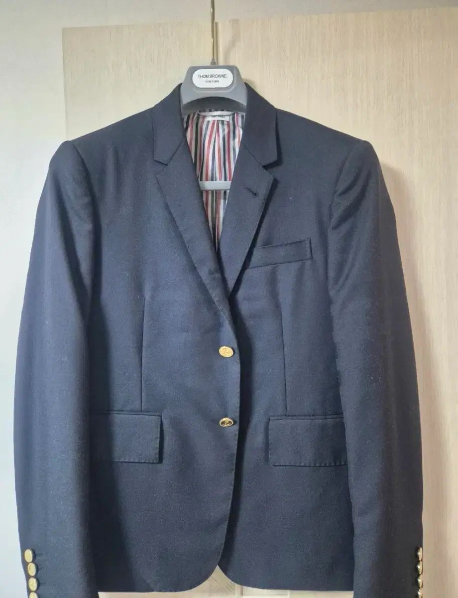 トム ブラウン ネイビ ゴールド ブレーザー