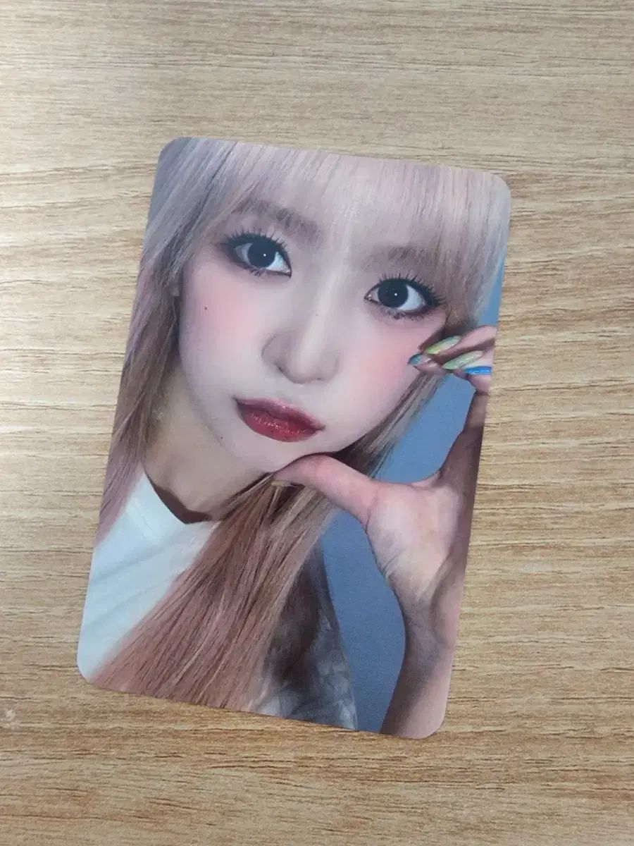 Billlie（ビリー）はるな（HARUNA・大里 春菜） 未公開トレカ ラキドロ