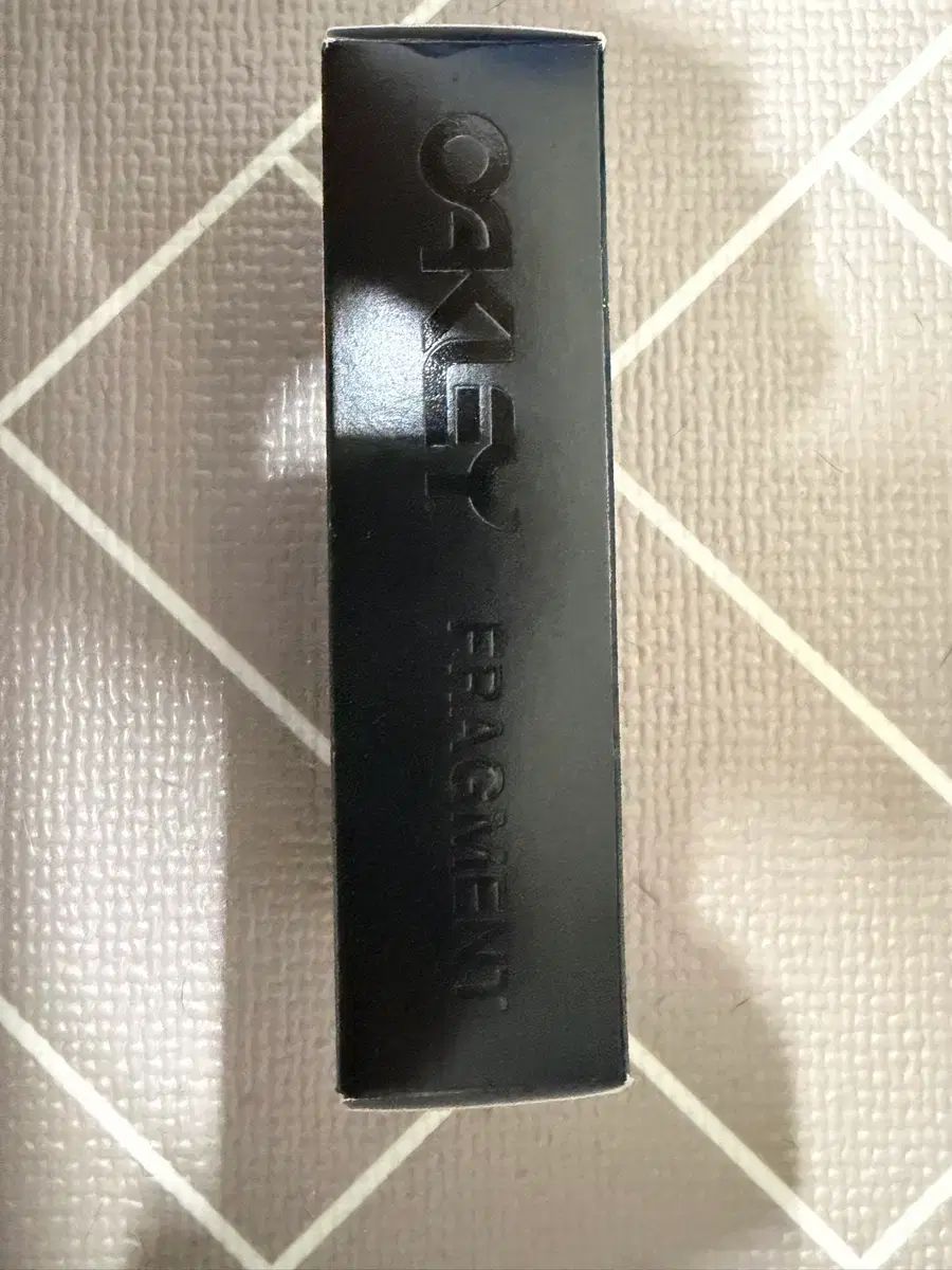 オークリー プログスキン X フラグメントデザイン サングラス