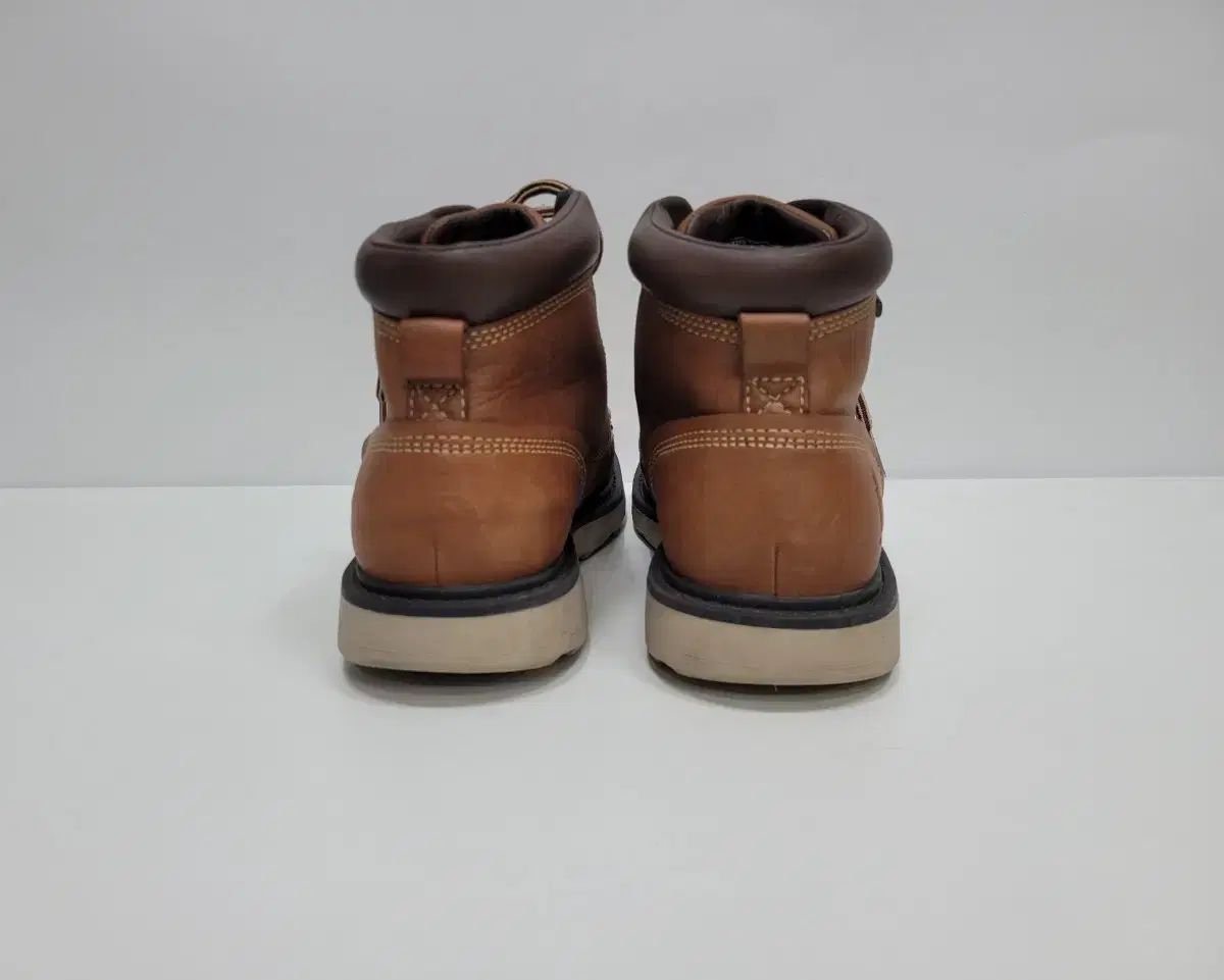 モックトゥ ブーツ