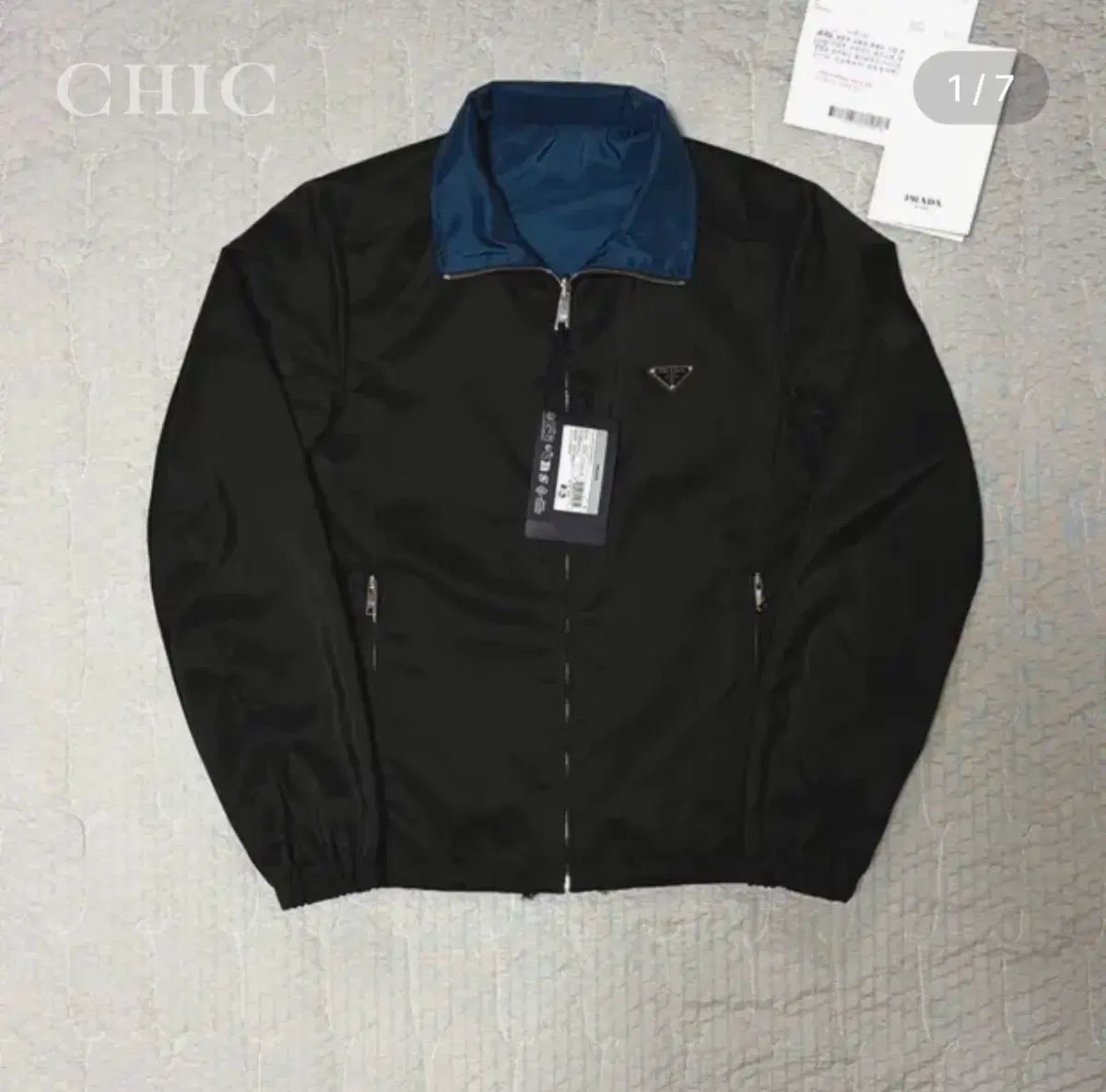 プラダ 三角ロゴ リバーシブル ウィンドブレーカー 48