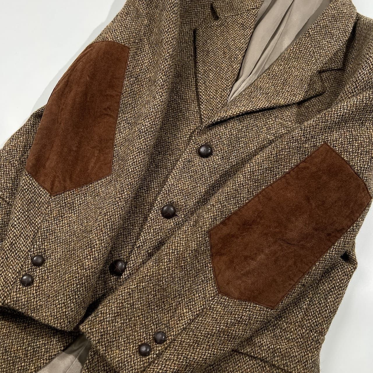 希少 Harris Tweed Chipp テーラードジャケット エルボーパッチ 希少 Harris Tweed Chipp テーラードジャケット エルボーパッチ - メルカリ