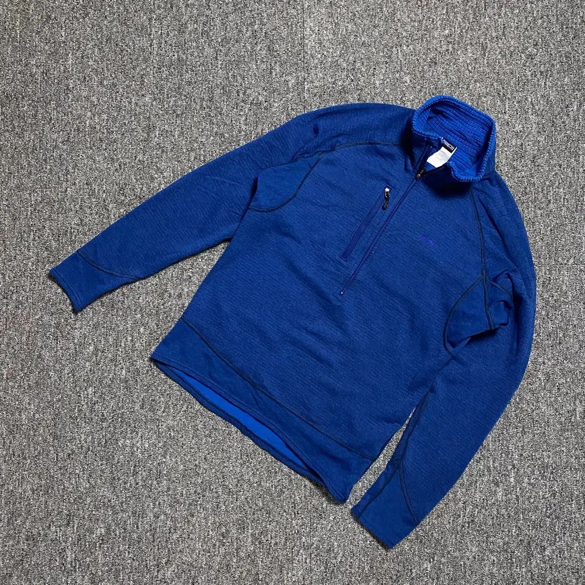 Patagonia R 1 旧モデル themal fleece