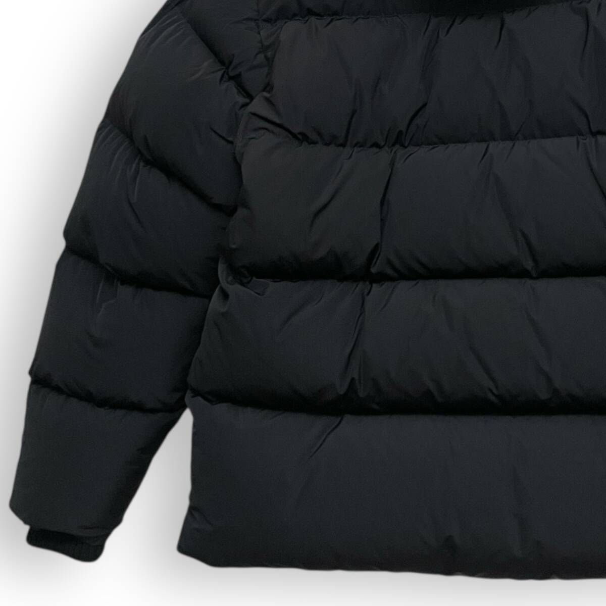 R2610/ Dsquared2 ディースクエアード ラクーンファー ダウン 