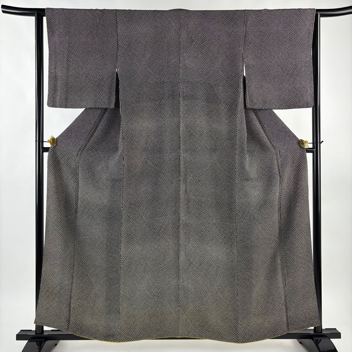 小紋 身丈157 cm 裄丈62.5 S 袷 ドット 縮緬 黒 正絹 名品