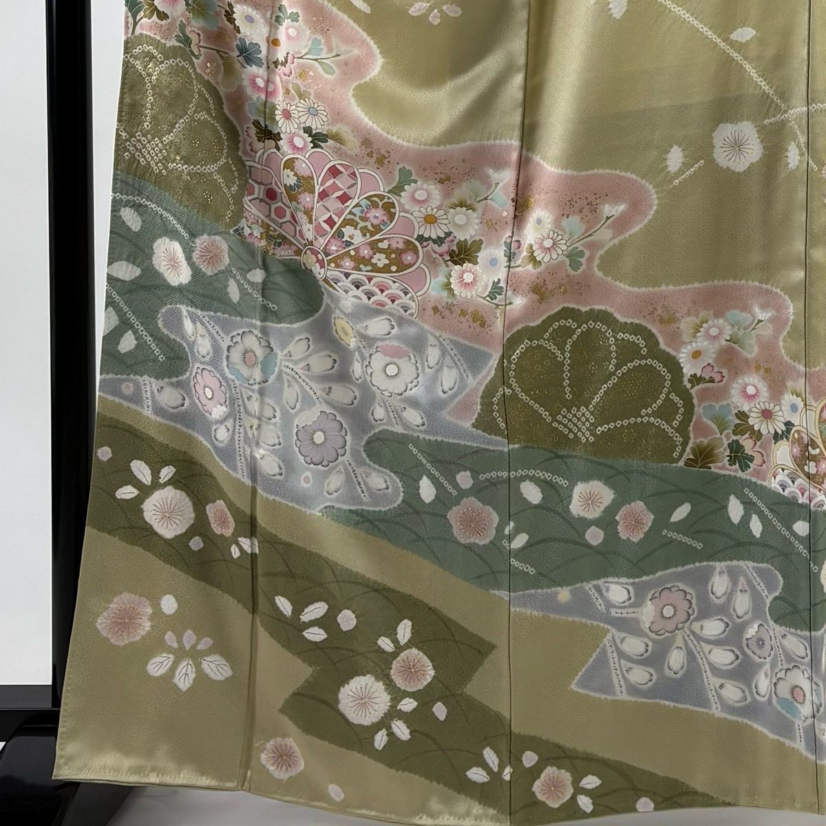 訪問着 身丈165.5 cm 裄丈65 M 袷 草花 霞 金彩 薄緑 正絹 秀品