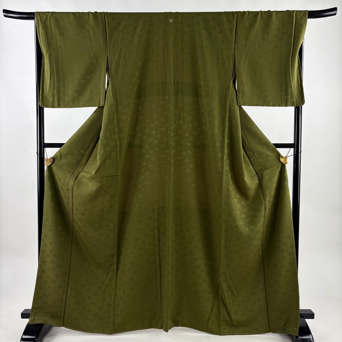 色無地 身丈166.5 cm 裄丈68 L 袷 地紋 唐草 茶緑色 正絹 秀品 一つ紋