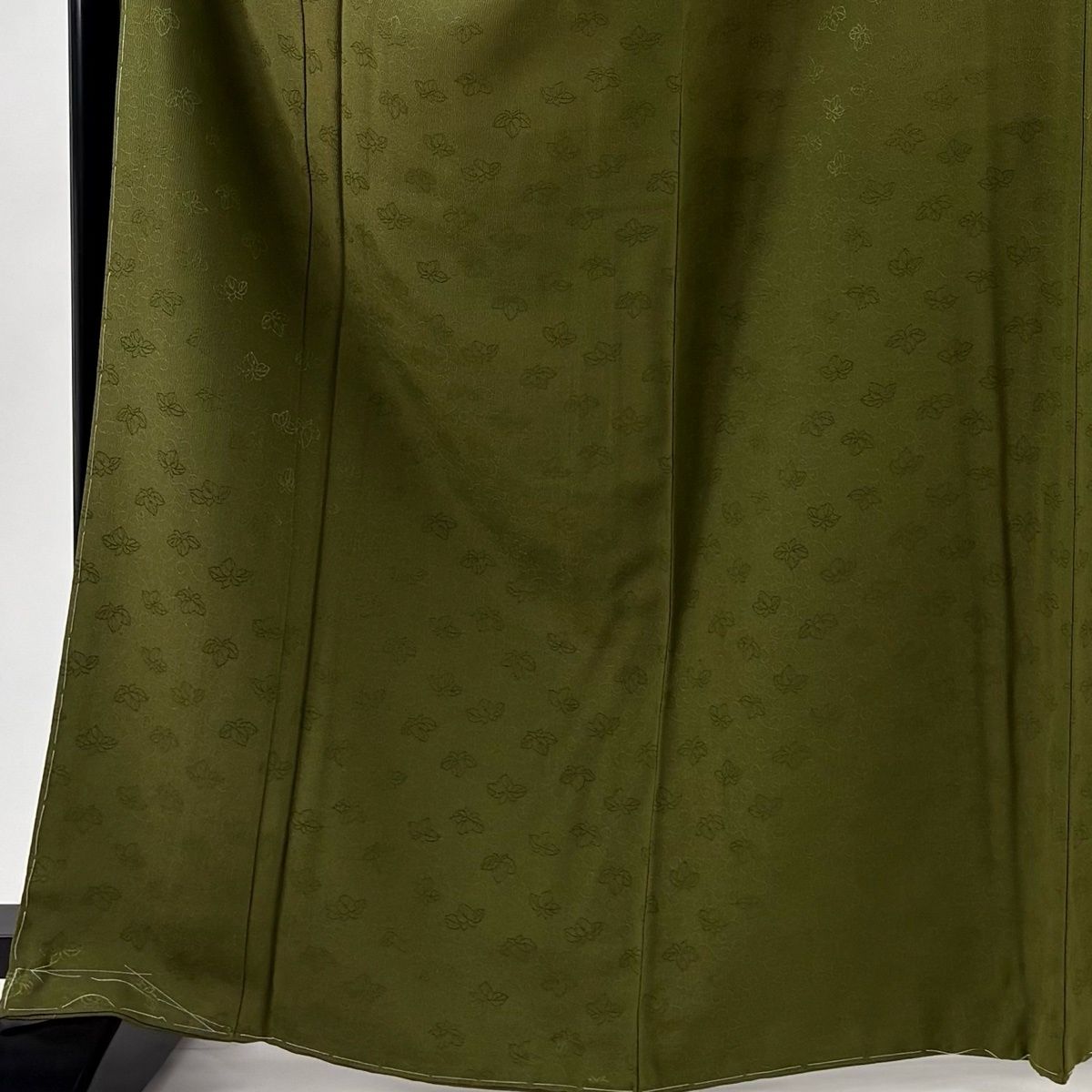 色無地 身丈166.5 cm 裄丈68 L 袷 地紋 唐草 茶緑色 正絹 秀品 一つ紋