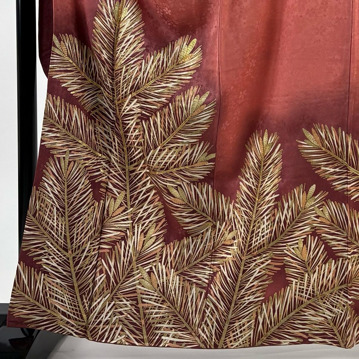 振袖 身丈163.5 cm 裄丈63 S 袷 岩田専太郎 落款 松 梅 金糸 金彩 ピンク 正絹 秀品