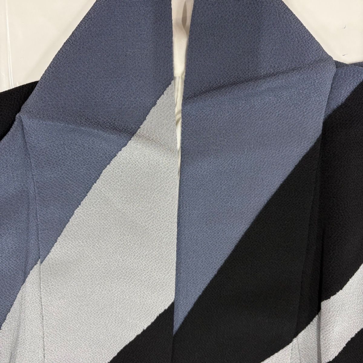  訪問着 身丈160 cm 裄丈66 M 袷 斜縞 縮緬 黒 正絹 秀品 訪問着 付け下げ 着物