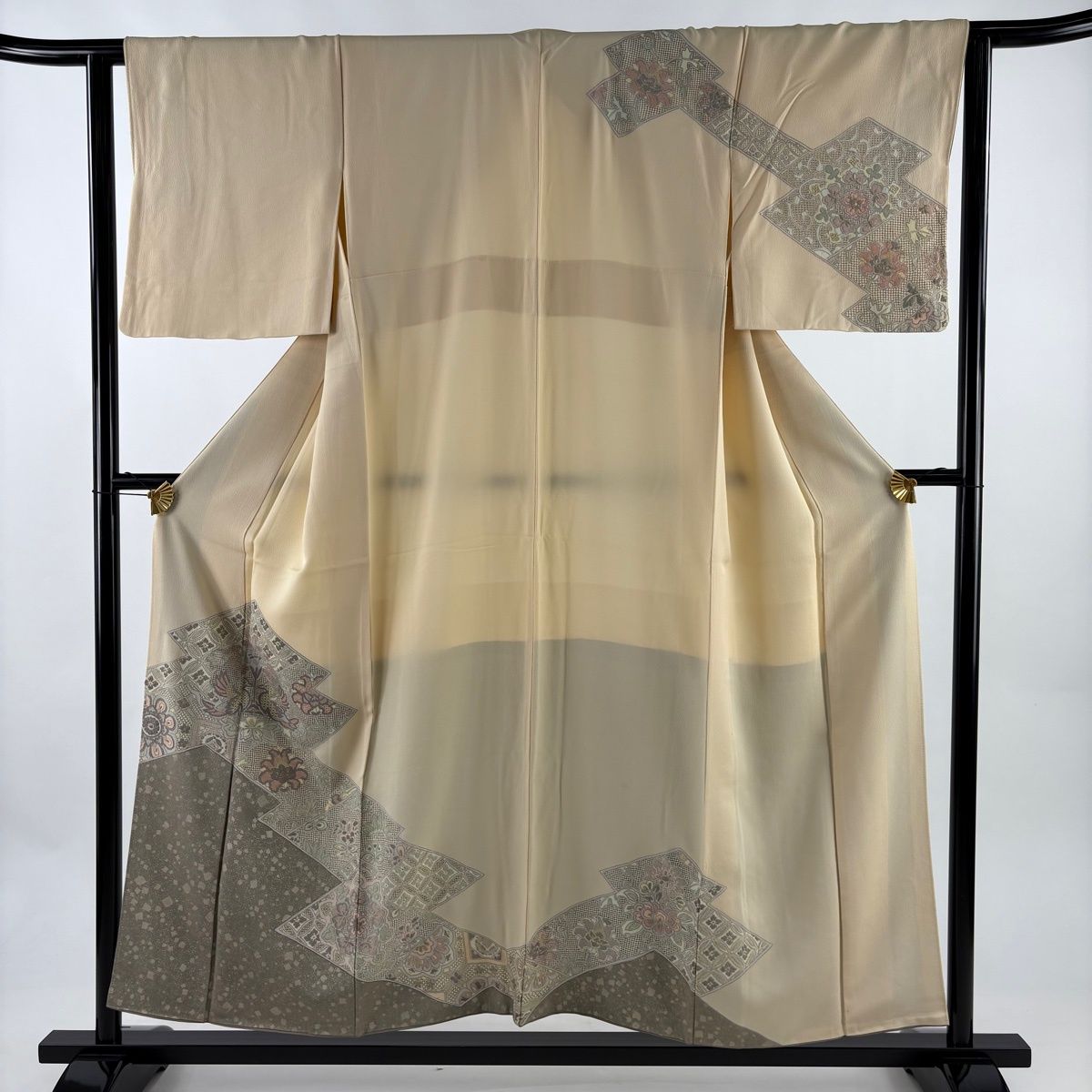 訪問着 身丈154.5 cm 裄丈62.5 S 袷 向かい鳥 草花 金銀糸 刺繍 ベージュ 正絹 秀品