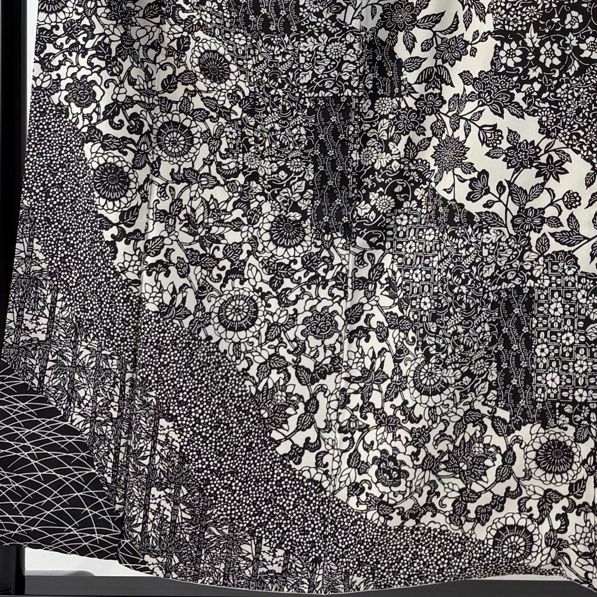 訪問着 身丈155.5 cm 裄丈63 S 袷 大島紬地 証紙 花唐草 草花 灰白 正絹 名品