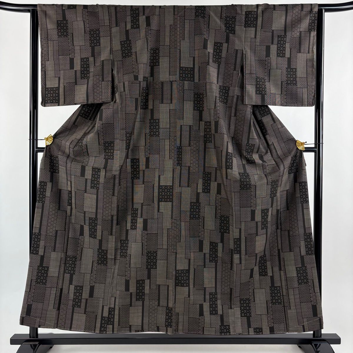 大島紬 身丈155.5 cm 裄丈64 M 袷 純泥染 ますいわ屋 証紙 短冊 麻の葉 焦茶色 正絹 名品