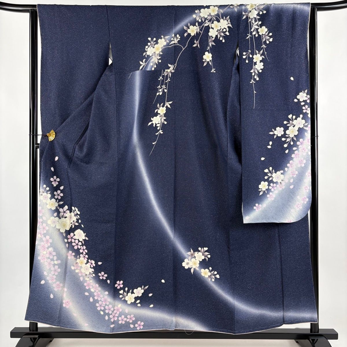 美品】 振袖 身丈157cm 裄丈64cm M 袷 桜 桜の花びら 銀通し ぼかし