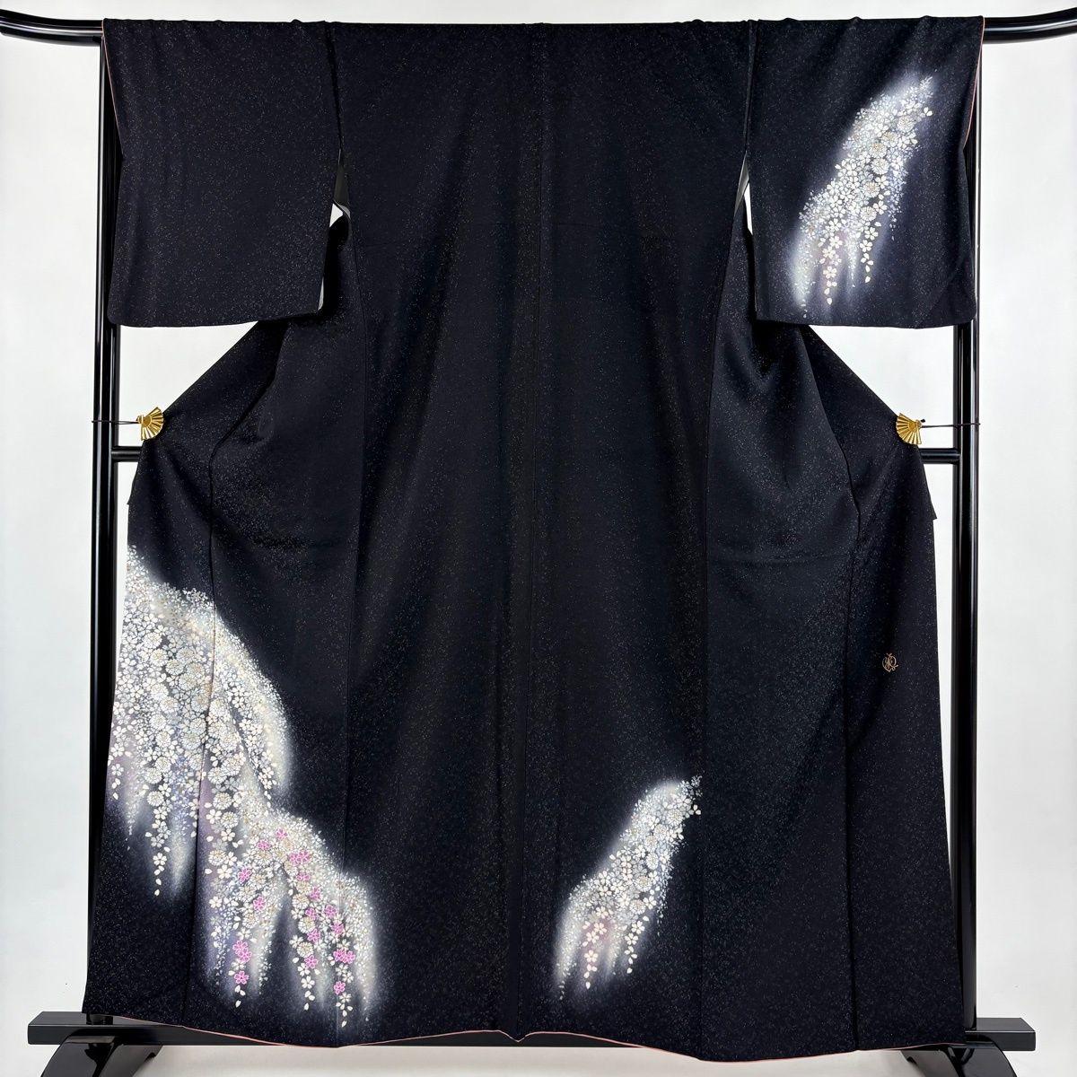 付下げ 身丈160 cm 裄丈67 M 袷 桂由美 落款 枝垂れ桜 金銀彩 銀通し 黒 正絹 名品