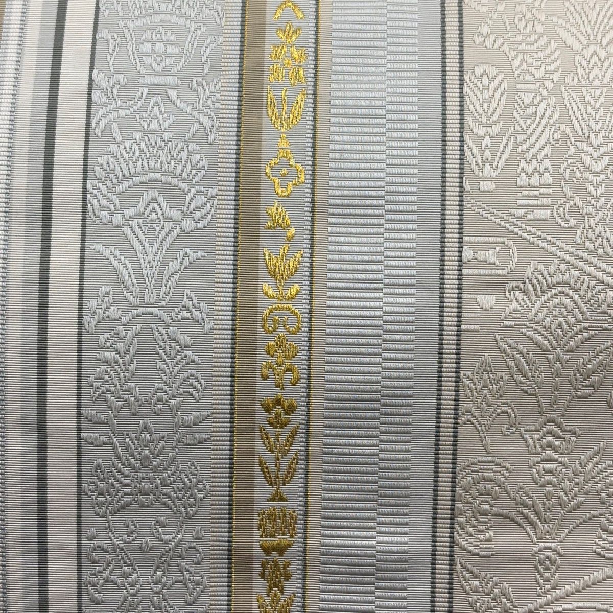 名古屋帯 名品 草花 縞 金糸 ベージュ 正絹