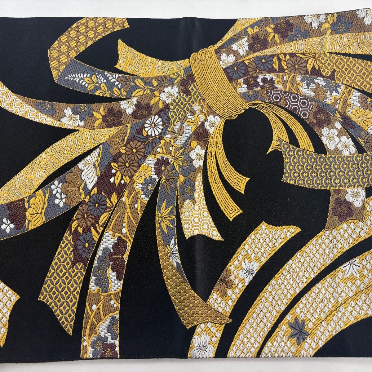 美品】 袋帯 名品 柿渋染 束ね熨斗 松竹梅 黒 全通 正絹 【中古