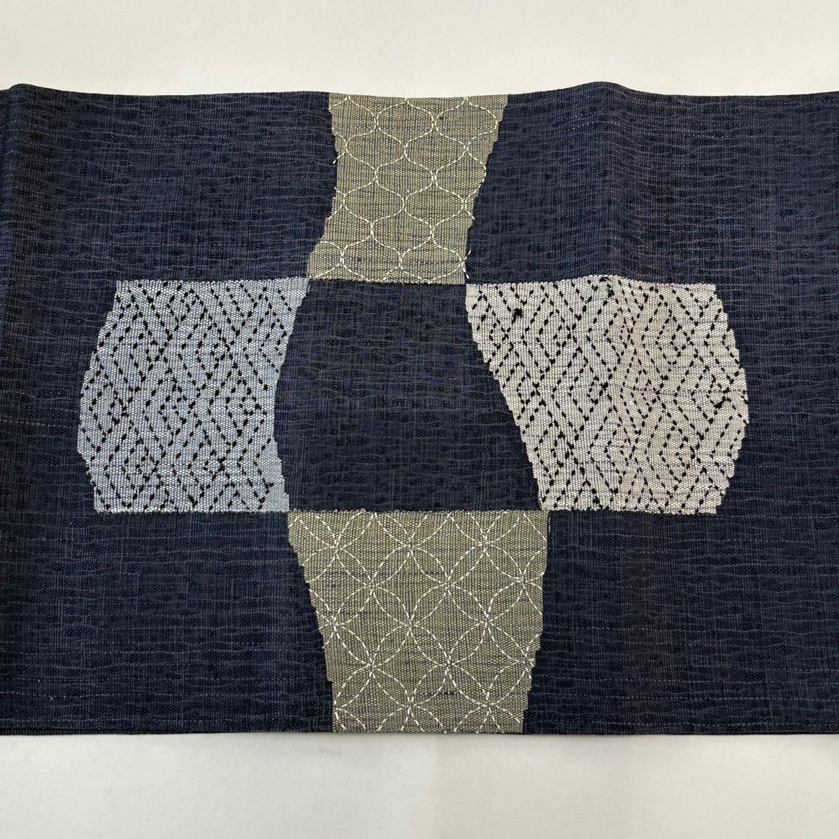  袋帯 名品 青海波 七宝 刺し子刺繍 紺色 お太鼓柄 正絹 袋帯 帯