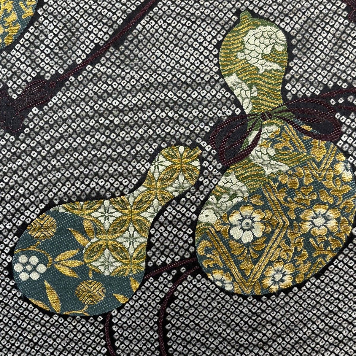 袋帯 名品 瓢箪 草花 金糸 黒灰 六通 正絹