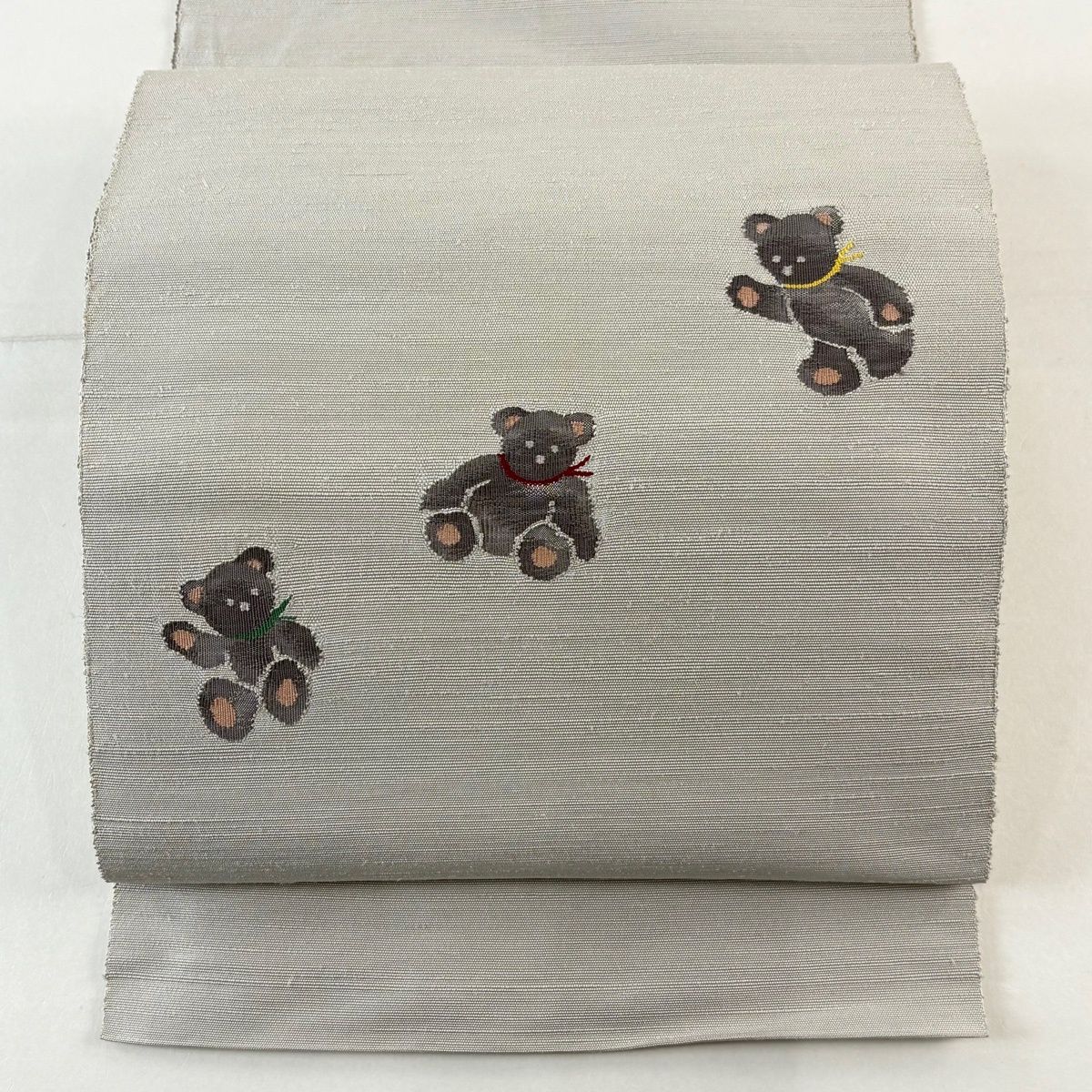 名古屋帯 名品 八寸名古屋帯 松葉仕立て 熊 灰白 正絹