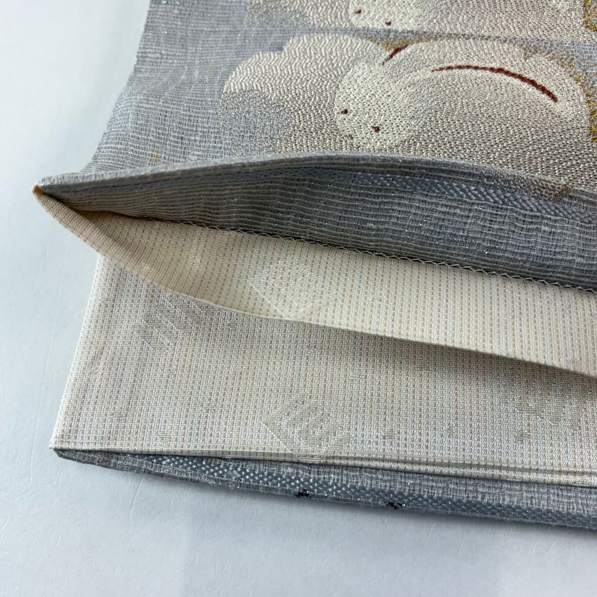 袋帯 名品 うさぎ 桜 箔 銀糸 灰色 六通 正絹 【中古】 - メルカリ