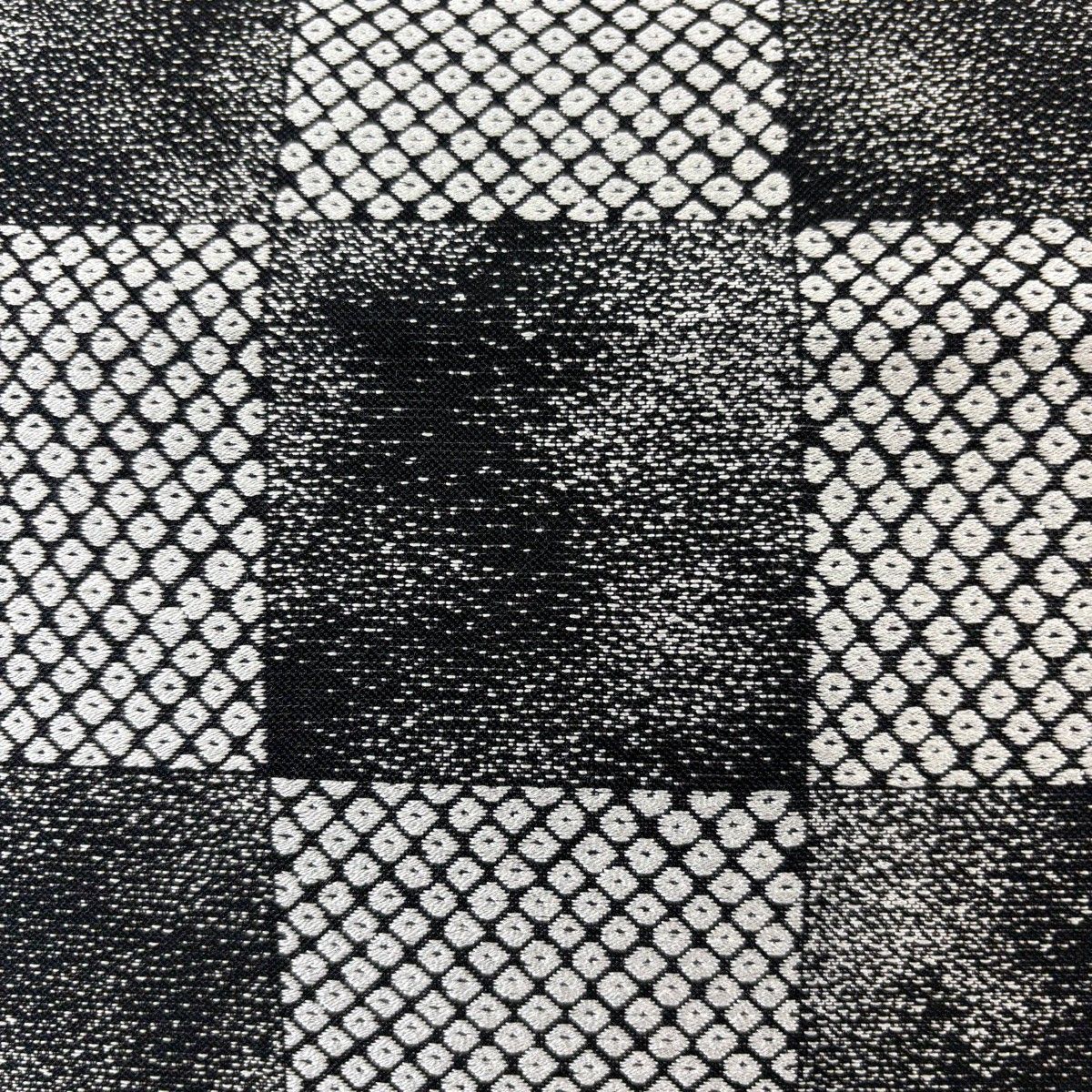 袋帯 名品 証紙 市松模様 鹿子柄 黒灰 六通 正絹