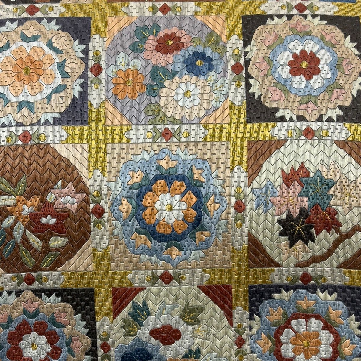 袋帯 名品 華文 枝梅 金糸 金色 お太鼓柄 正絹