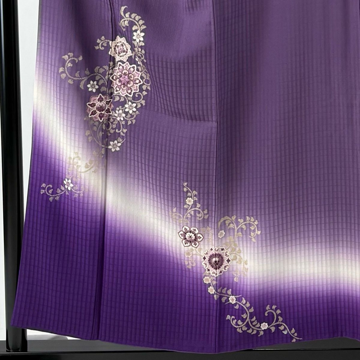 付下げ 身丈156.5 cm 裄丈62 S 袷 華文 花唐草 金彩 刺繍 紫 正絹 名品
