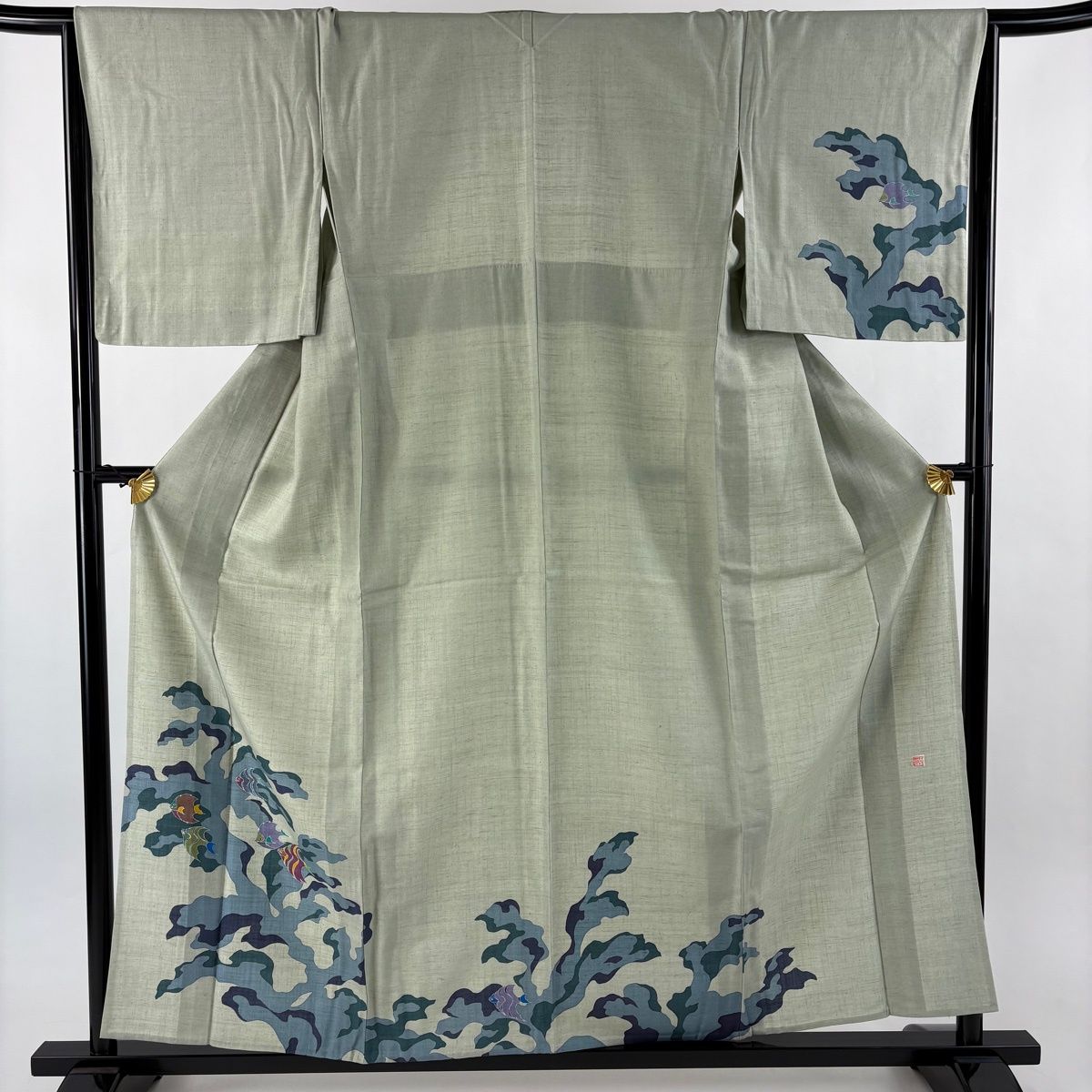 付下げ 身丈158.5 cm 裄丈66 M 単衣 紬地 落款 魚 海藻 薄緑 正絹 名品