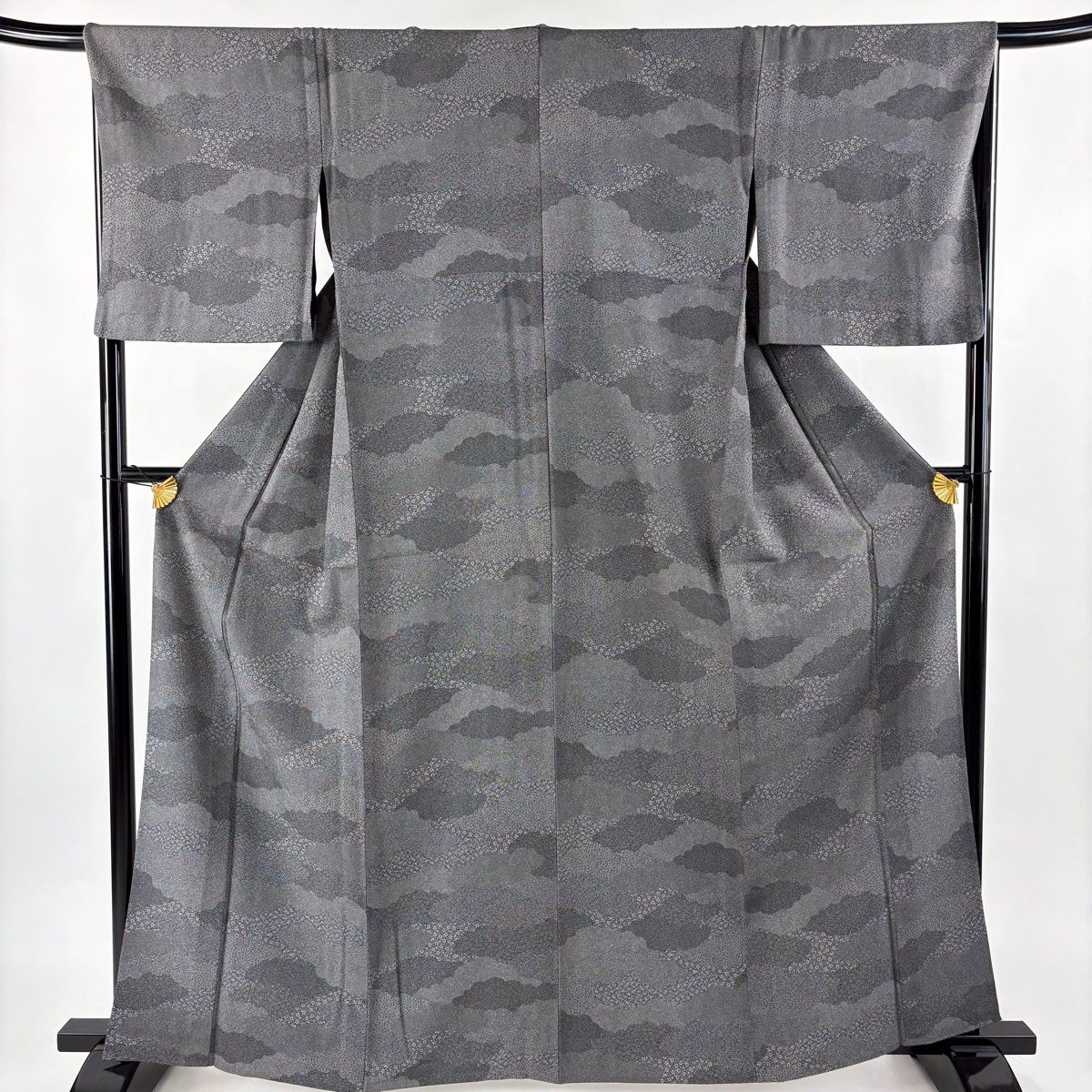 美品】 江戸小紋 身丈163.5cm 裄丈67cm M 単衣 寄せ柄 雲文 黒灰 正絹