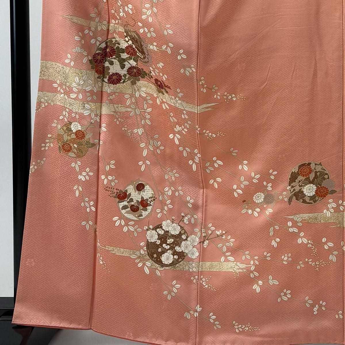 訪問着 身丈163 cm 裄丈64 M 袷 吾妻徳穂 落款 花丸文 霞 金彩 サーモンピンク 正絹 名品