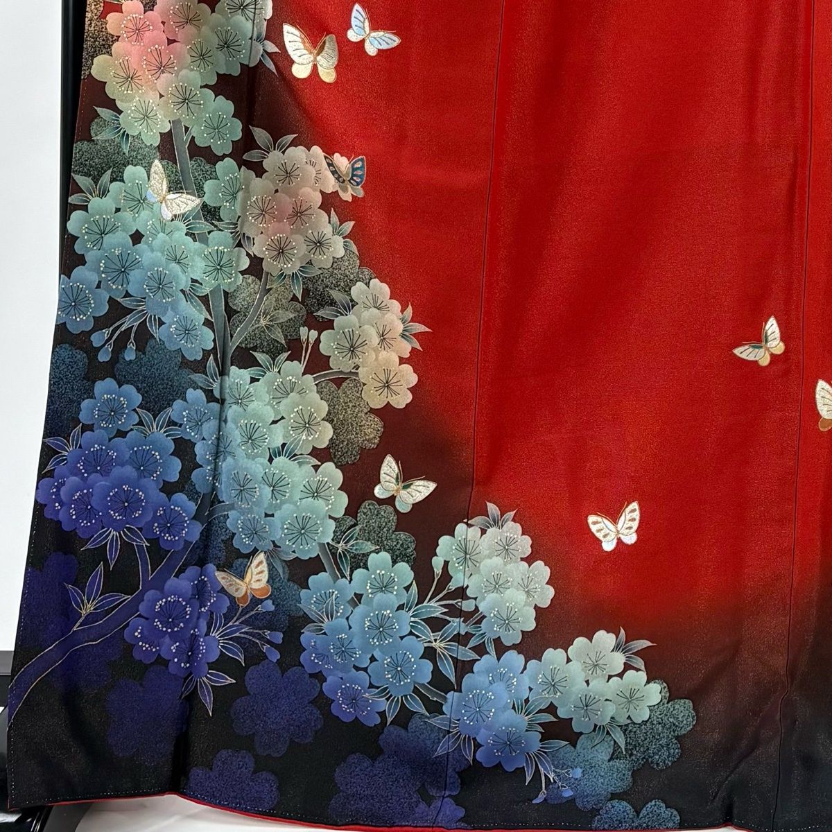 振袖 身丈168cm 裄丈70cm L 袷 蝶 桜 金通し 金銀彩 赤 正絹 名品