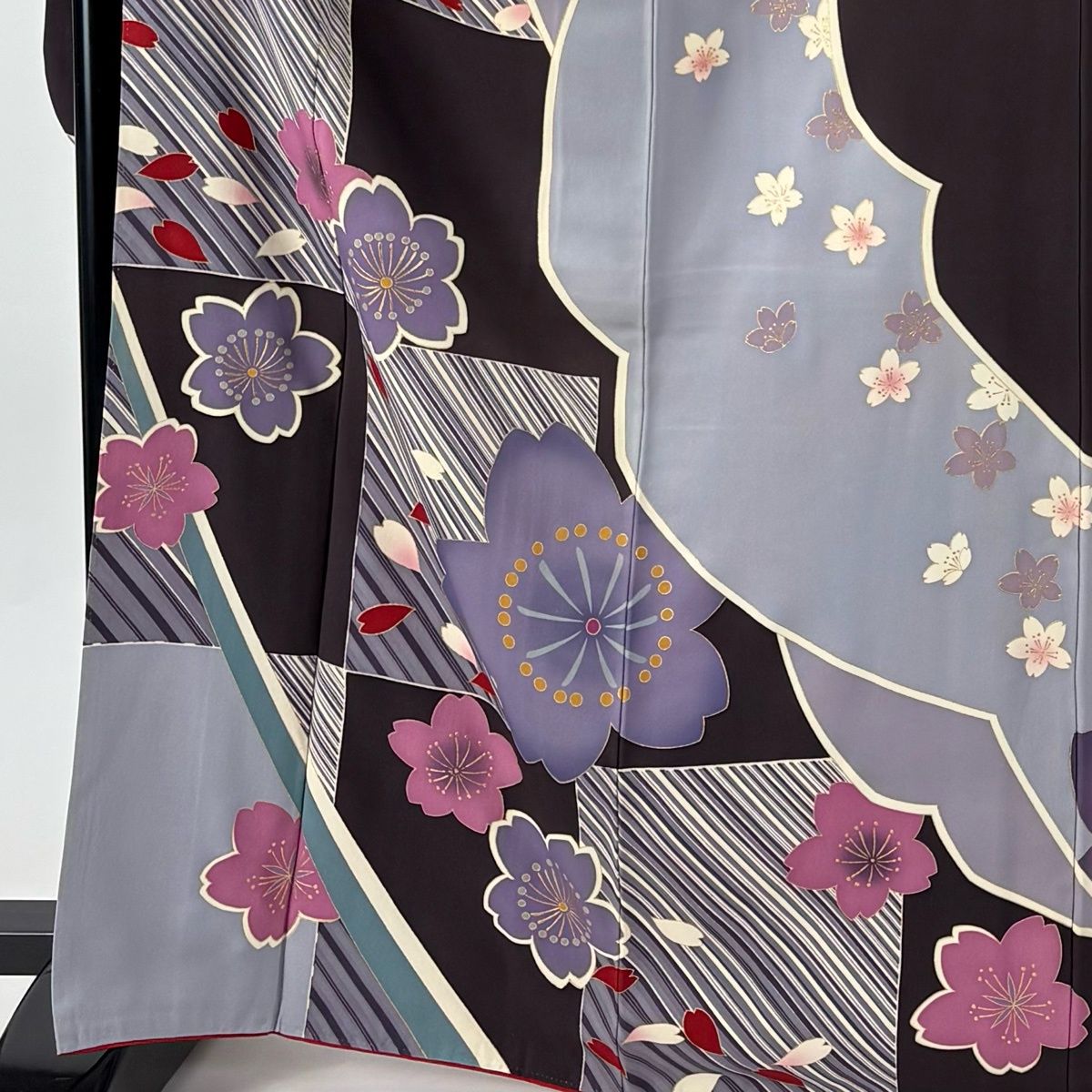 振袖 身丈168cm 裄丈69cm L 袷 桜 斜縞 金彩 濃紫 正絹 名品 【中古