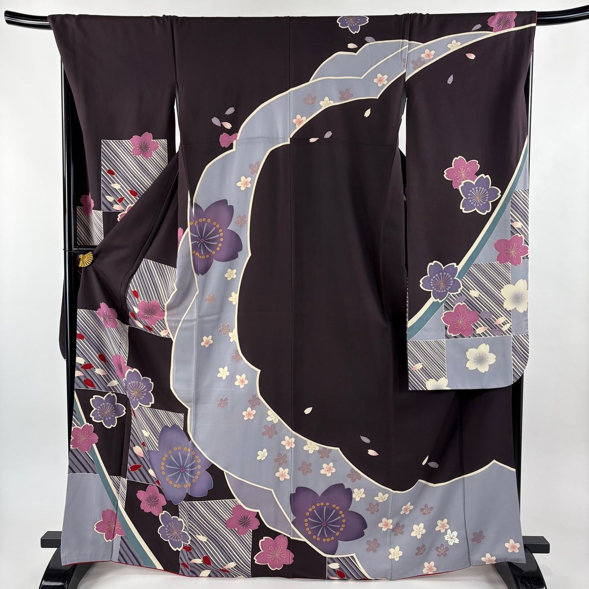 彌榮 (弥栄いやさか) 振袖フルセット 身丈168.5裄68 絞り紫 黒 彌榮 (弥栄いやさか)様専用 振袖フルセット 身丈168.5裄68 絞り紫 黒