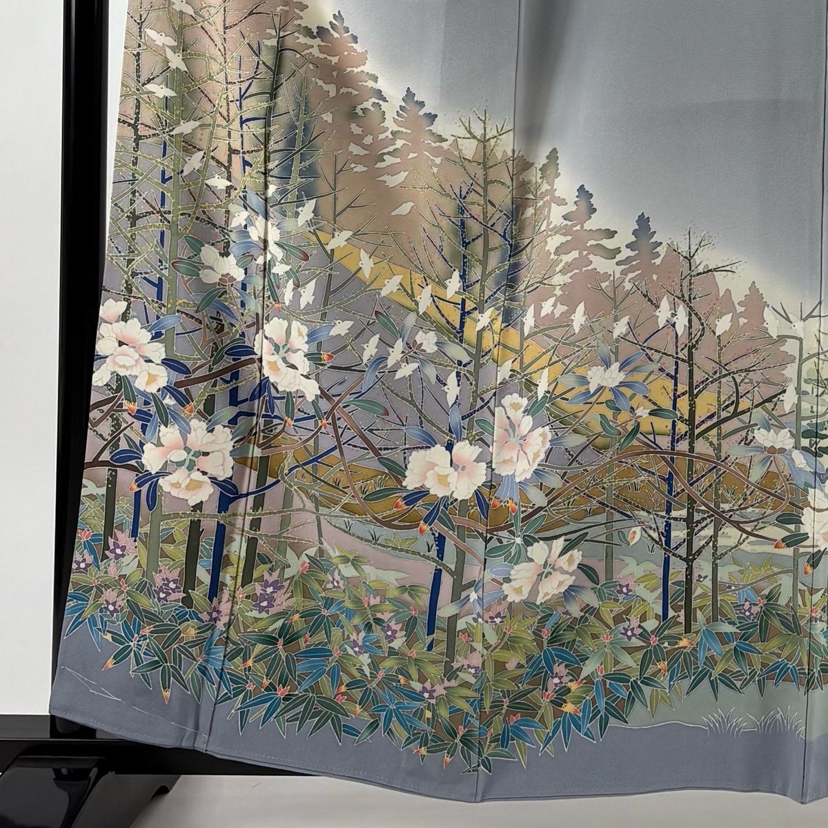 色留袖 身丈161.5 cm 裄丈63 S 袷 松本健一 落款 樹木 草花 染め分け ぼかし 青灰色 正絹 名品 一つ紋