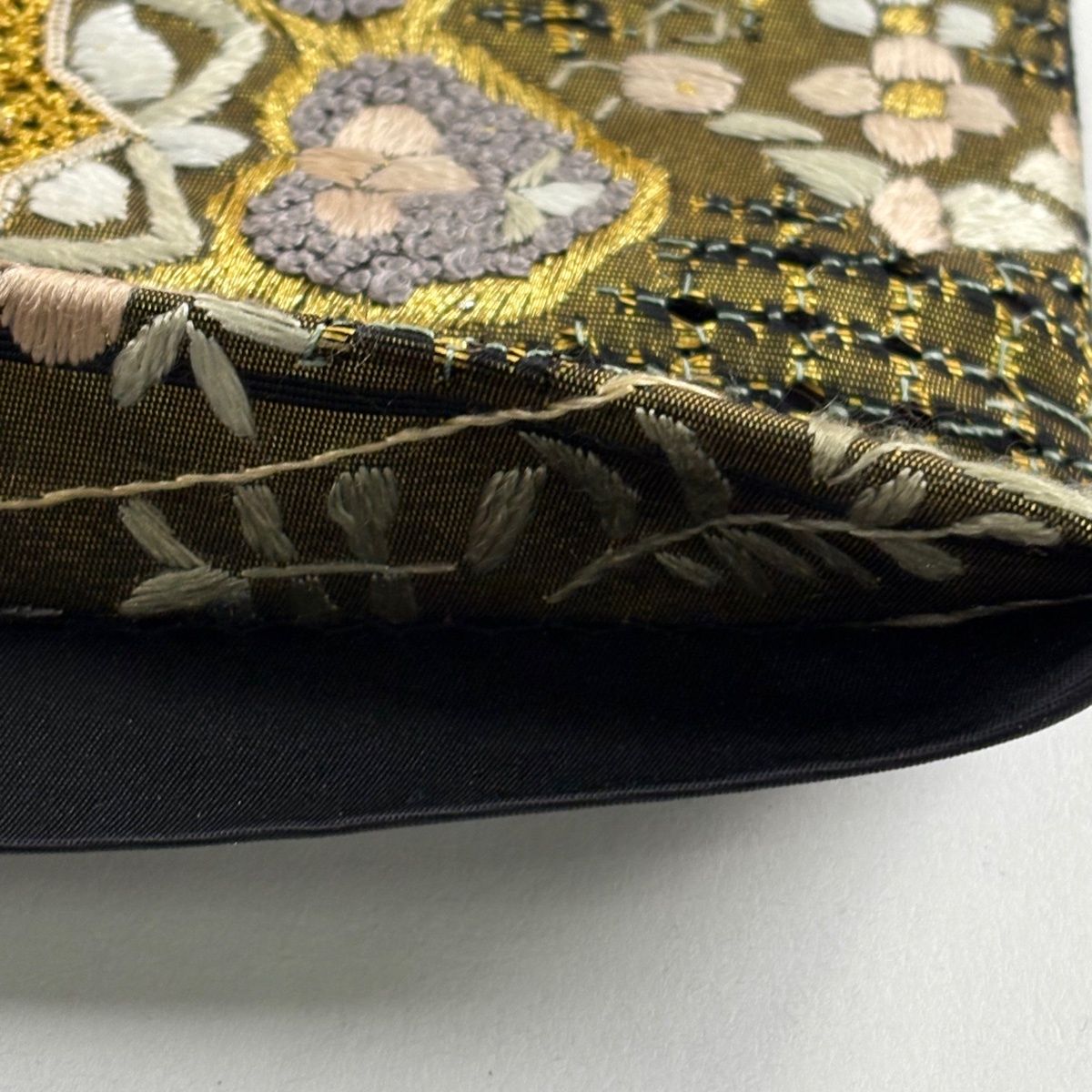 刺繍 金銀糸