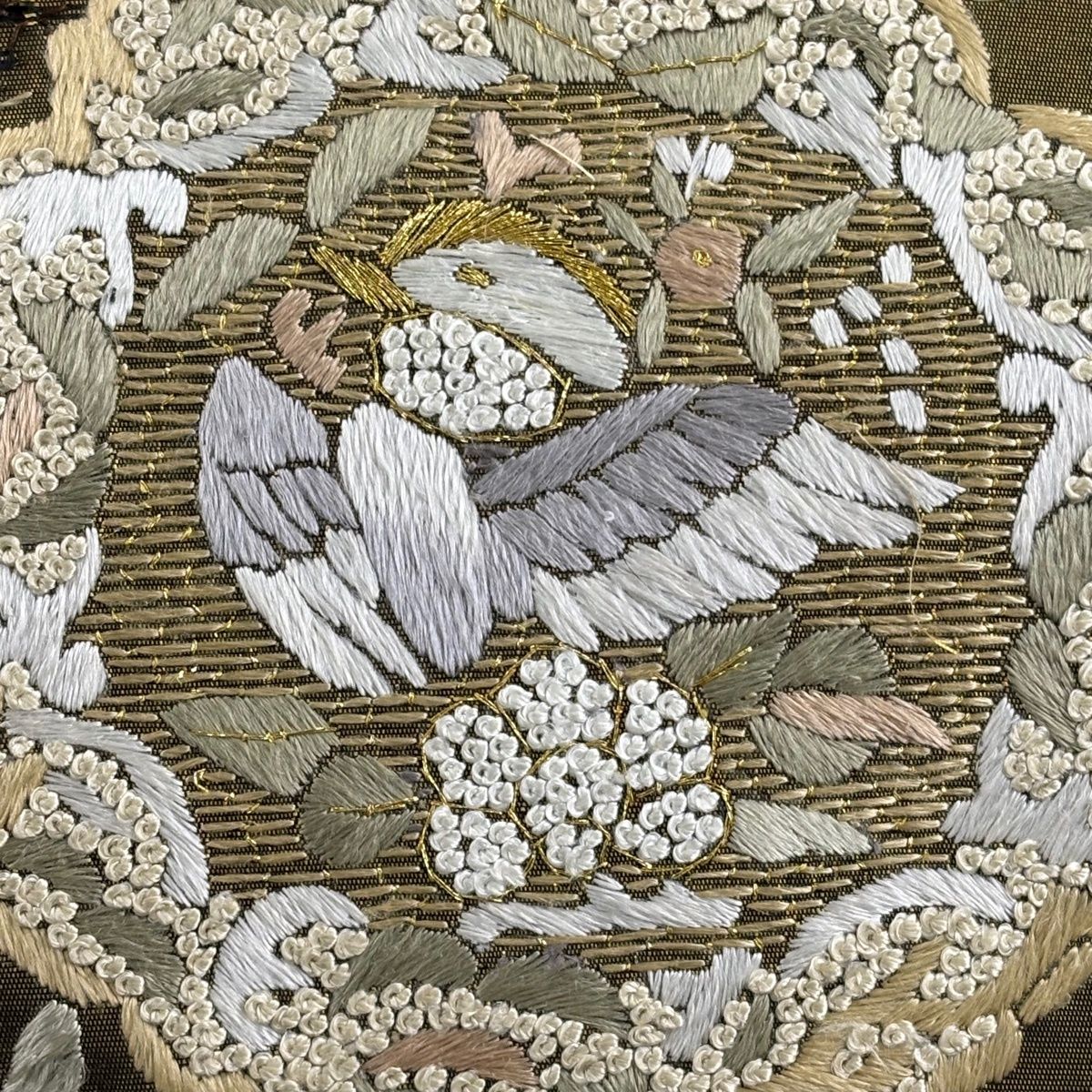 袋帯 華文 草花 刺繍 金銀糸 金茶 六通 正絹