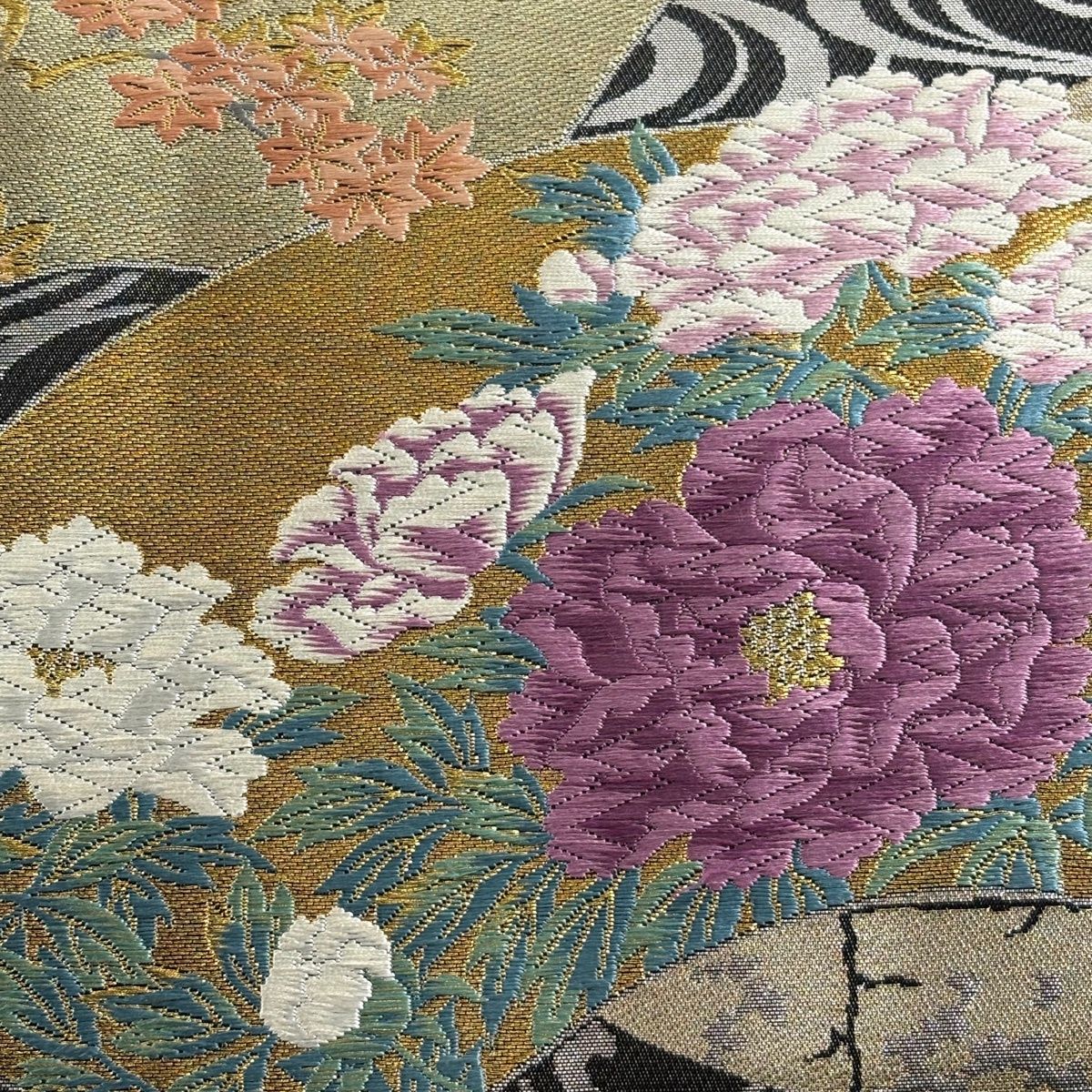 袋帯 じゅらく 落款 じゅらく帝王紫 扇面 牡丹 刺繍 箔 黒 お太鼓柄 正絹