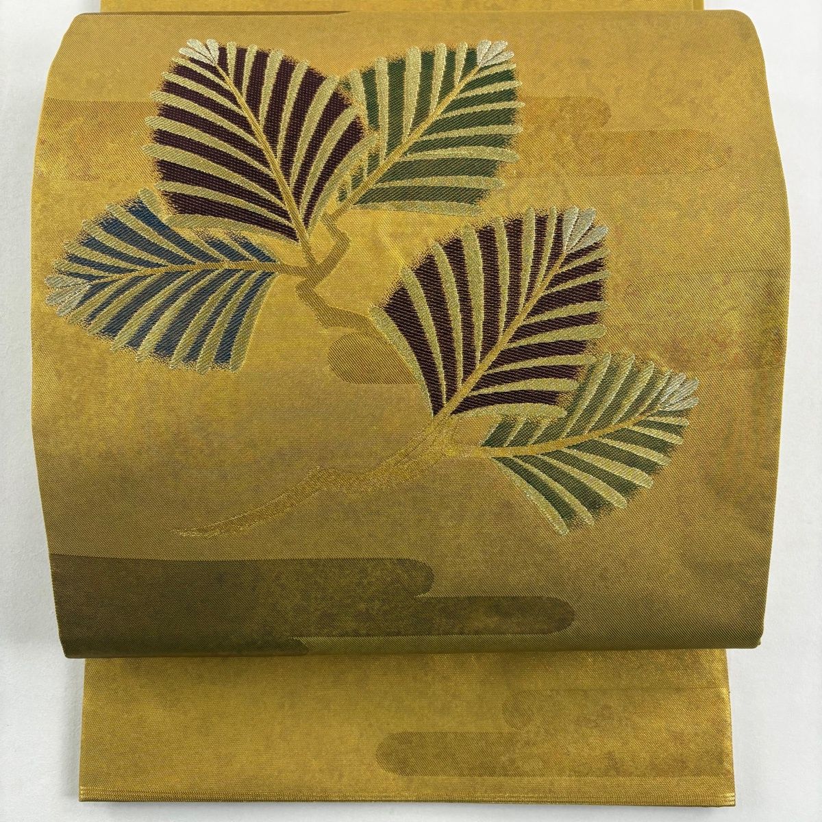 美品】 袋帯 逸品 川島織物 落款 関西仕立て 若松 霞 金銀糸 箔 金色