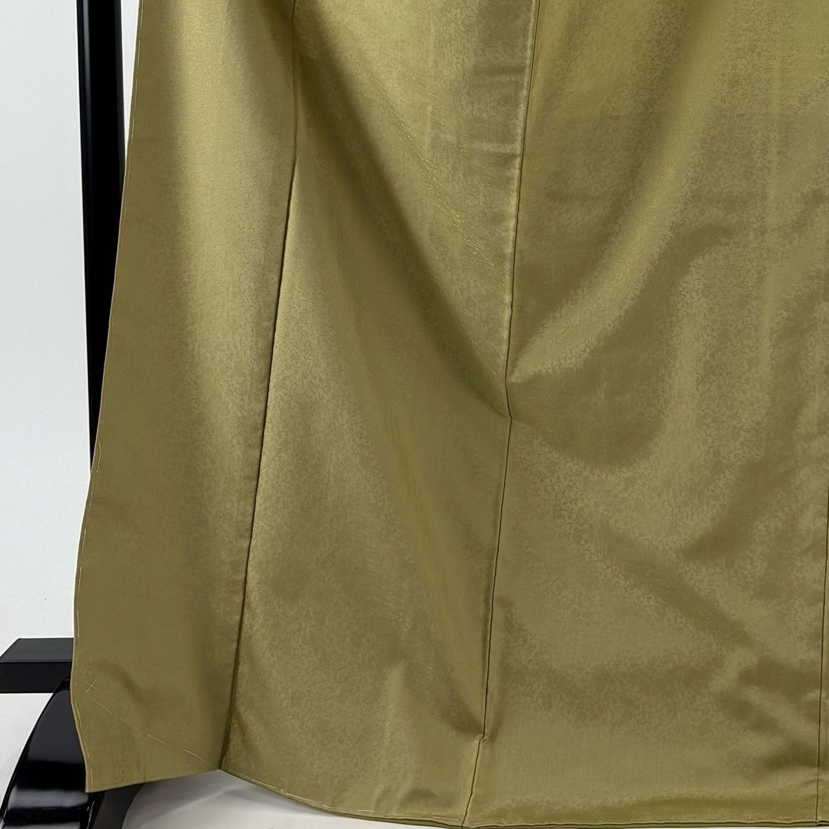 お召 身丈173 cm 裄丈69.5 L 袷 地紋 鶯色 正絹