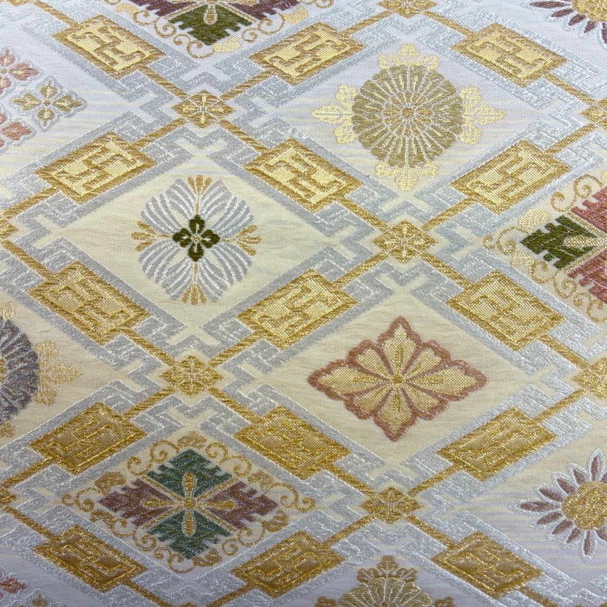 袋帯 名品 花菱 菊 金糸 箔 ベージュ 六通 正絹